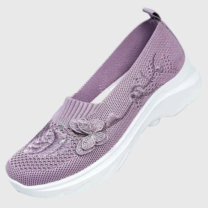 Feldmann™ | Slipper mit Schmetterlingsstickerei