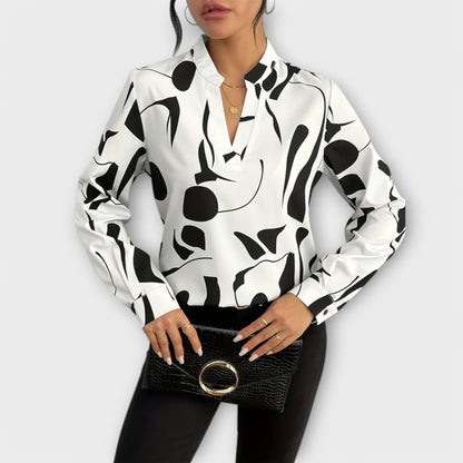 Aurelis™ | Bluse mit abstraktem Muster und geteiltem Ausschnitt